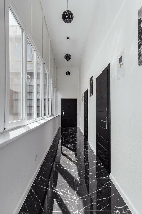 Двухуровневая Квартира Студия Odessa Exterior foto